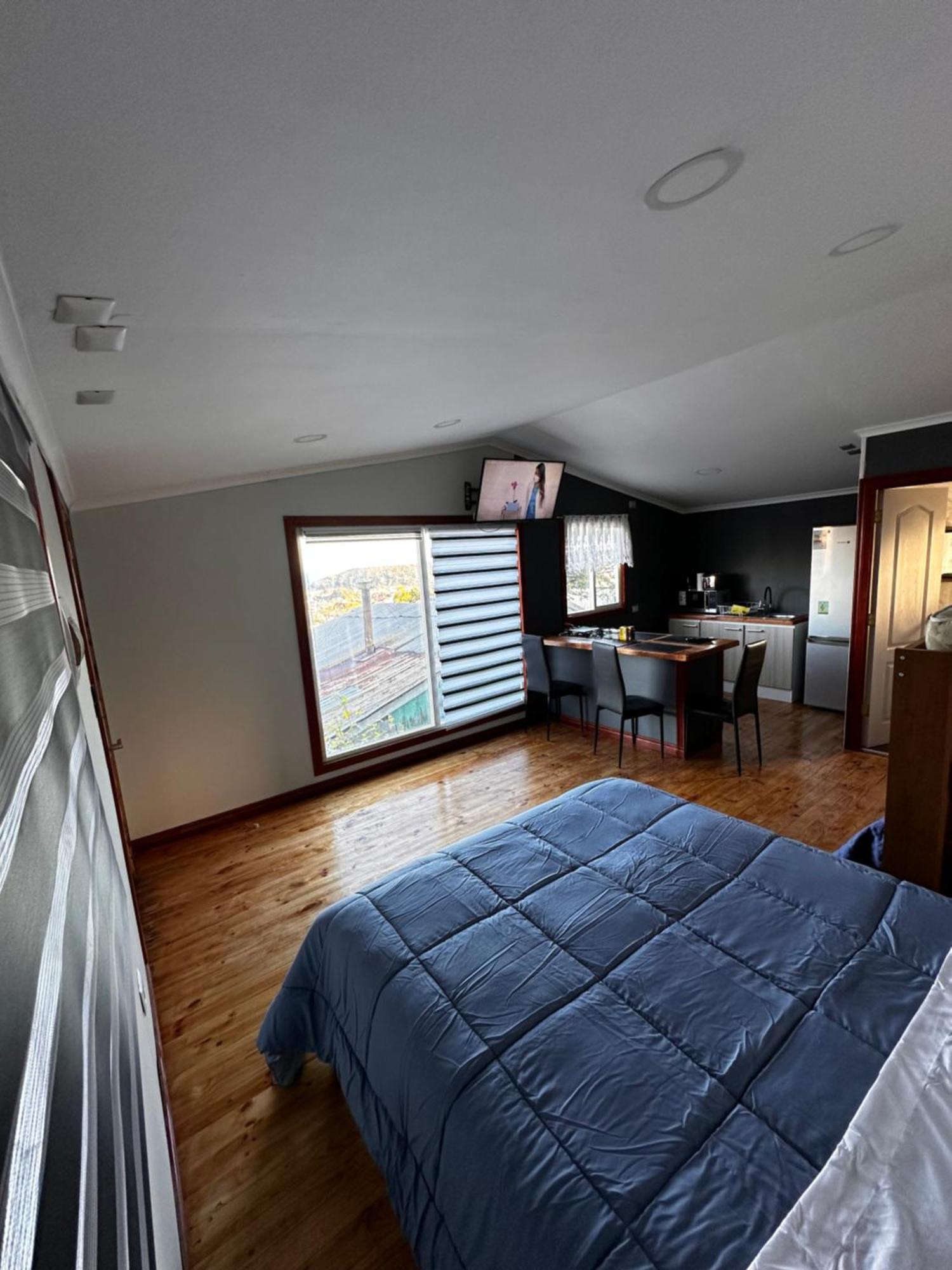 Hostal Y Cabanas Mirando Al Mar Puerto Montt Eksteriør bilde