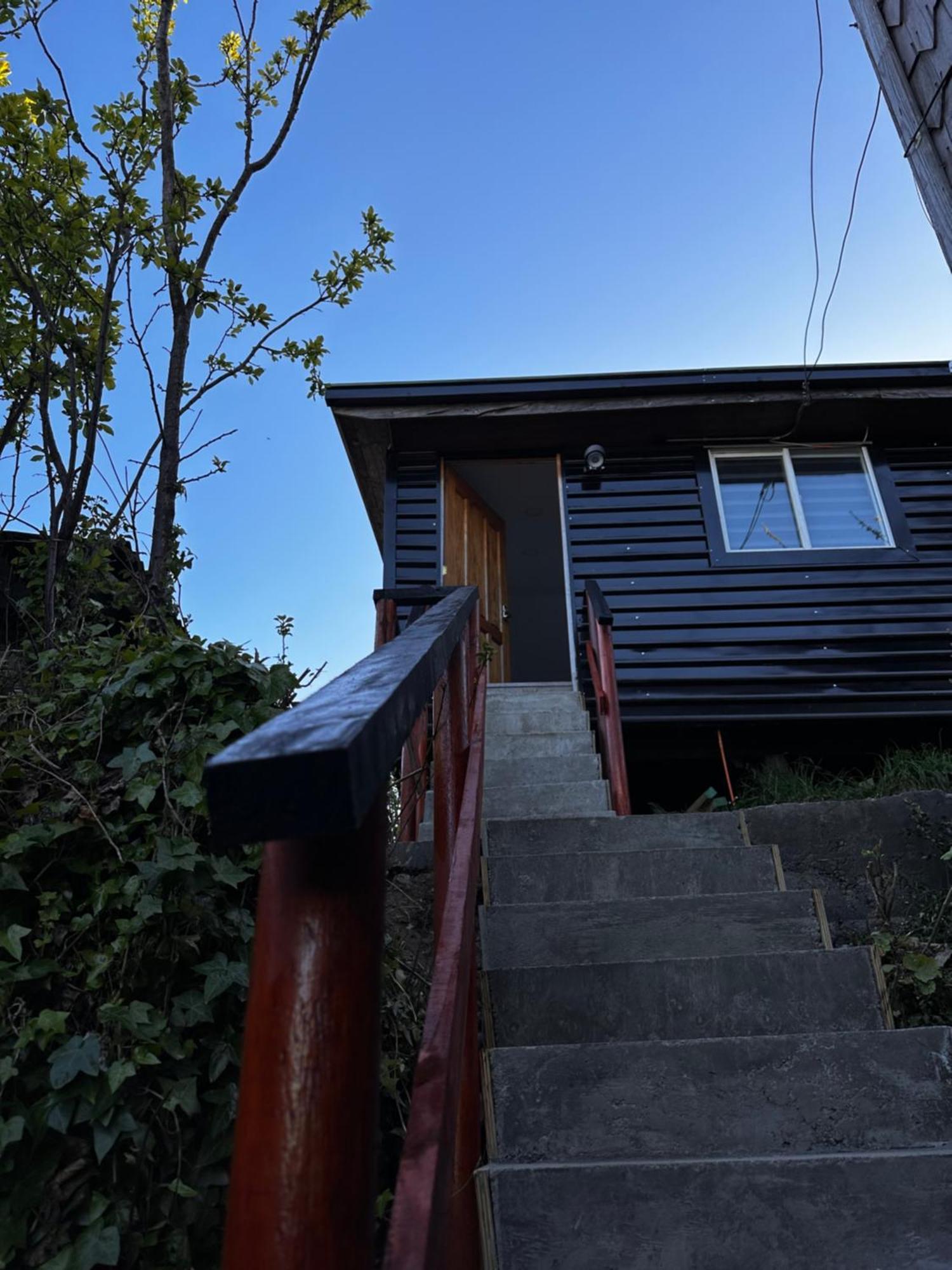 Hostal Y Cabanas Mirando Al Mar Puerto Montt Eksteriør bilde
